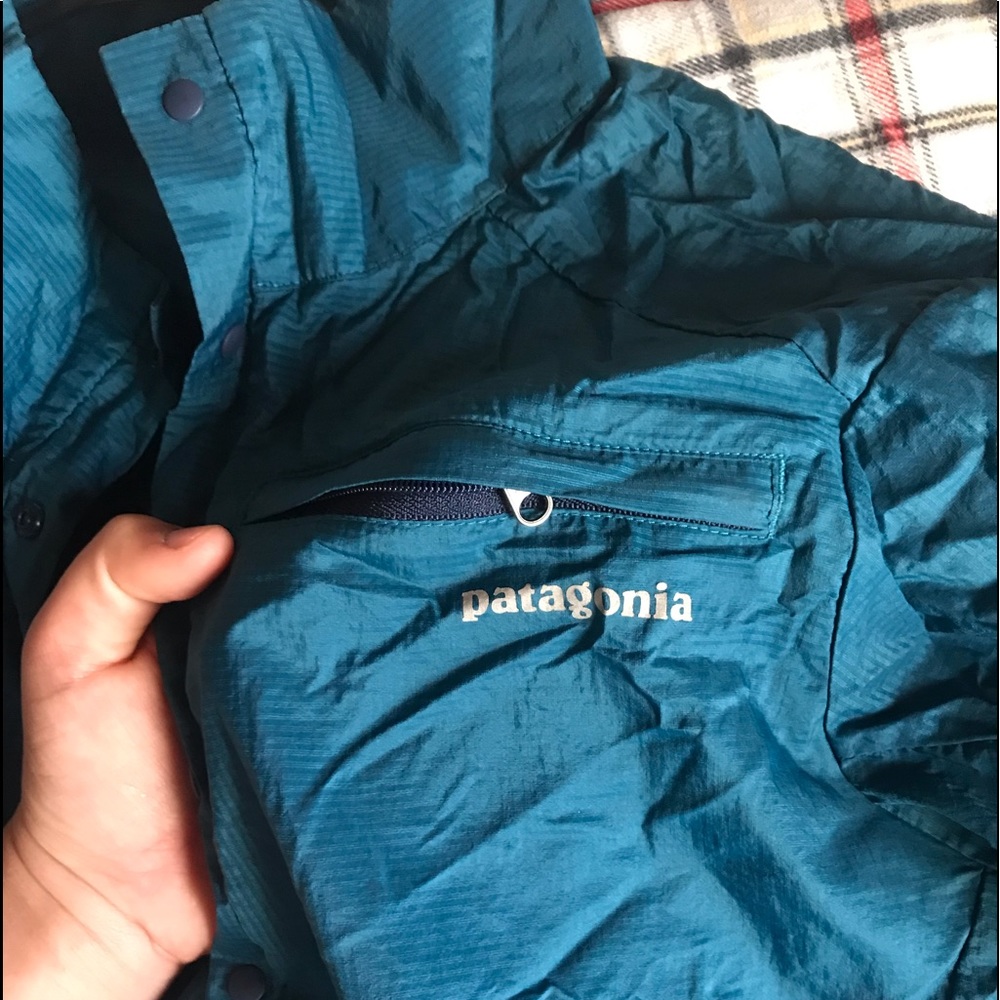 Patagonia half button up windbreaker